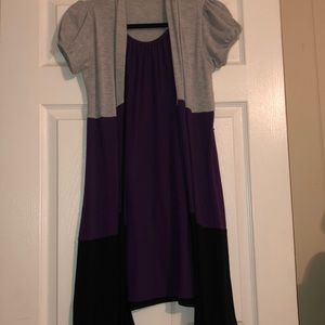 Girls dress. With shoulder ruffles.